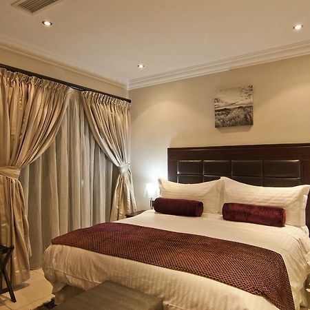 L'Eola Suites Abuja Habitación foto